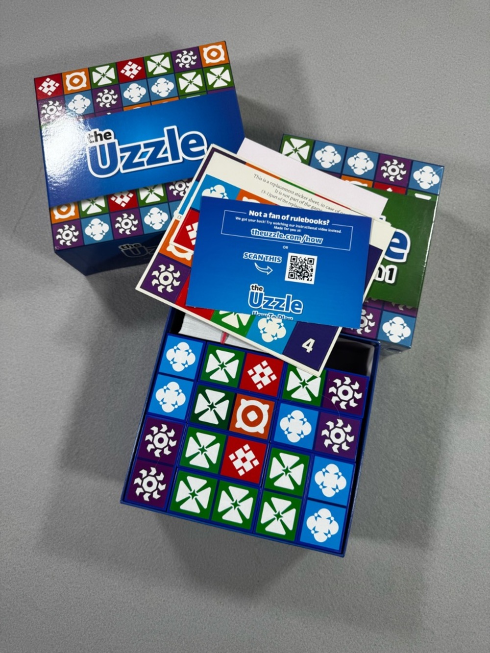 The Uzzle Box Set With Expansion 1 - Picture 2 of 2